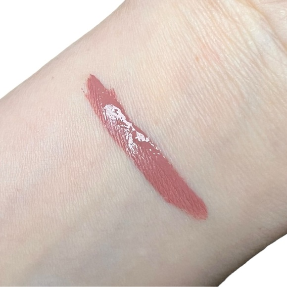 Estée Lauder Envy Liquid Matte 101 Naked Ambition Lip Color - Picture 7 of 13